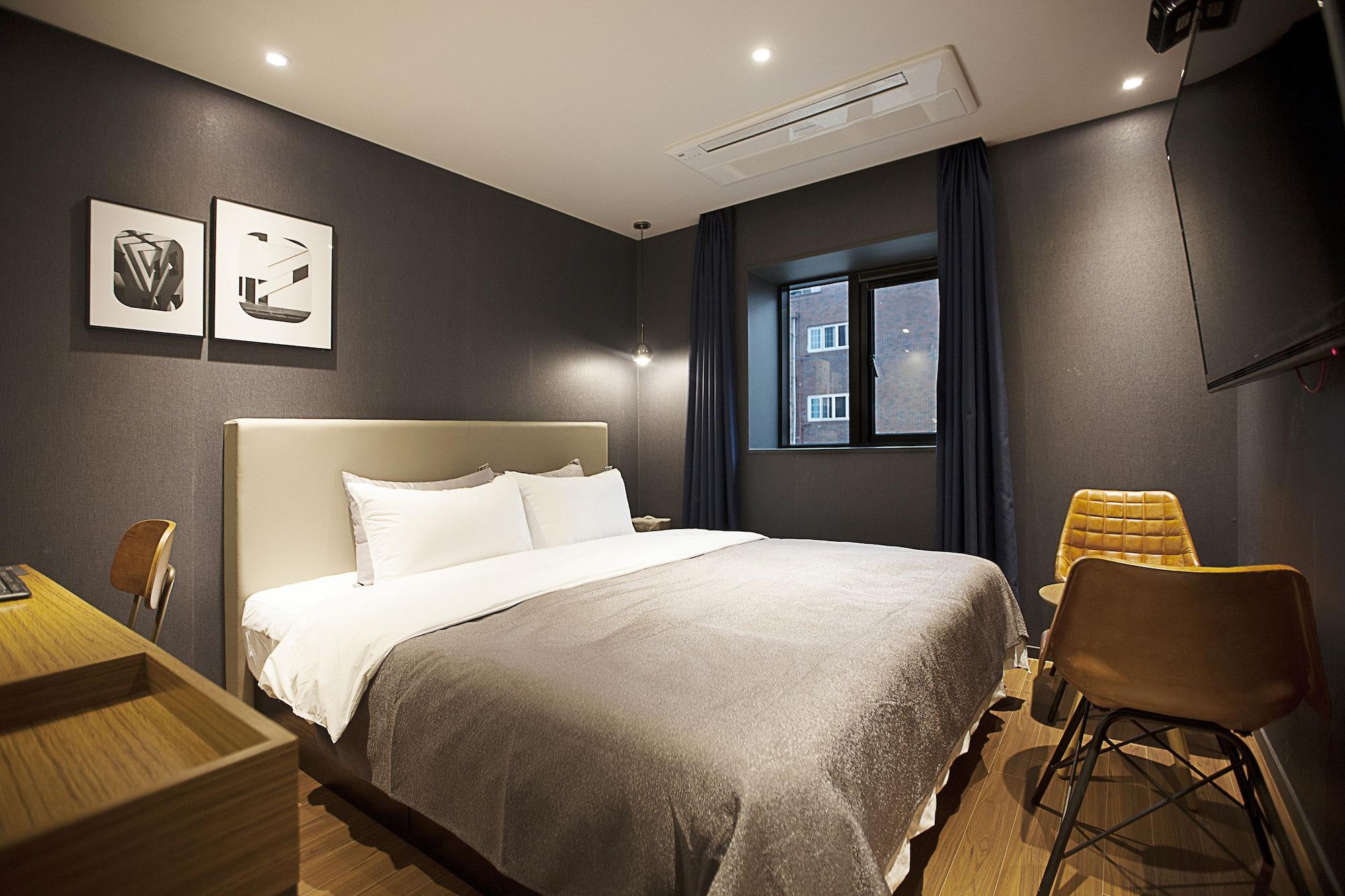 Brown Dot Hotel Changwon Exterior foto