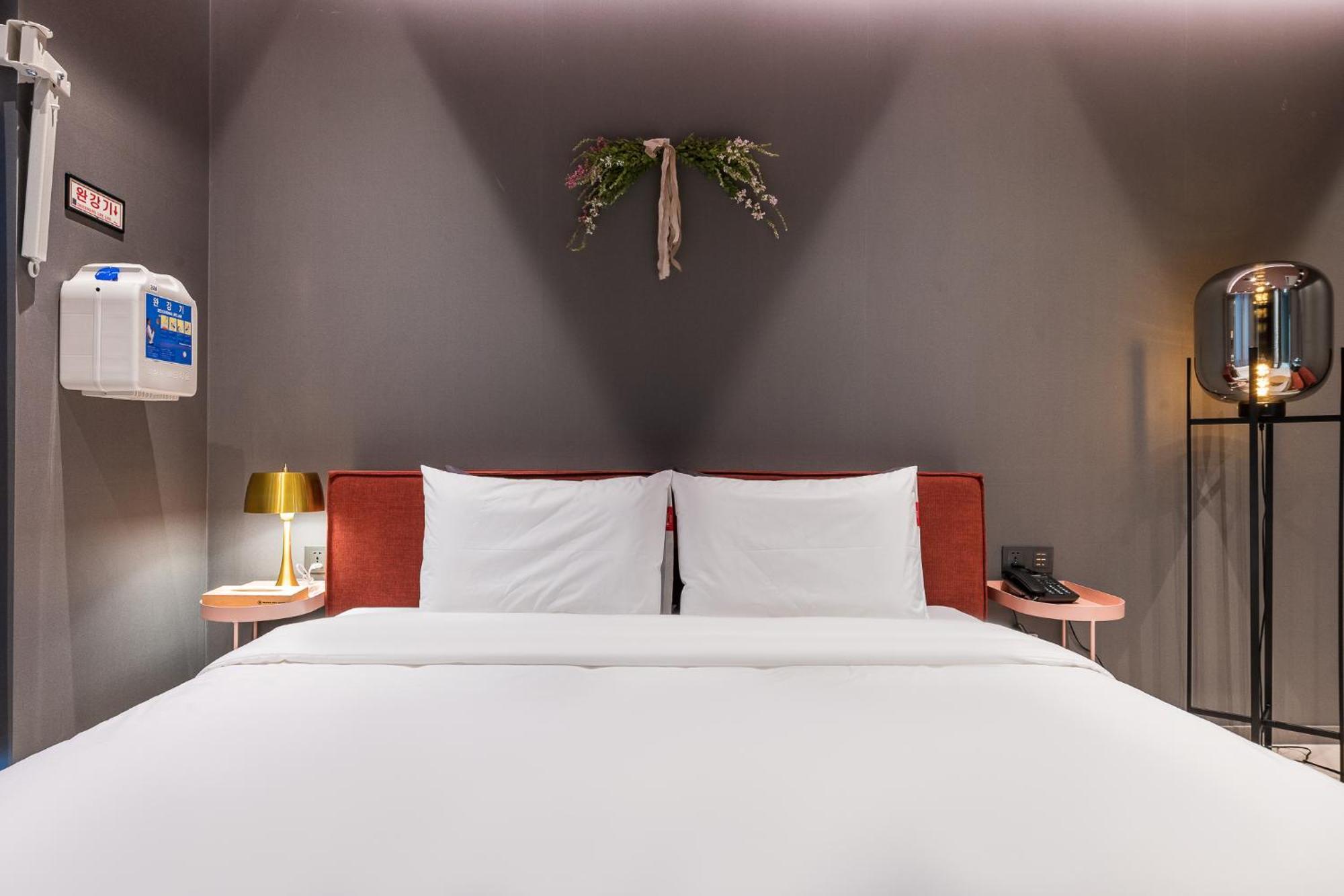 Brown Dot Hotel Changwon Exterior foto